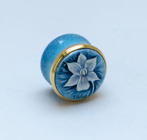 2013 Annual Fusion Collectors Club Miniature box - Artist Proof - Dendrobium Memoria Princess Diana Orchid